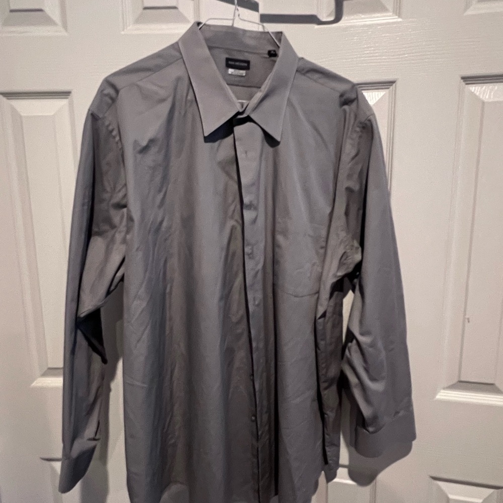 Van Heusen Big Fit Gray Dress Shirt